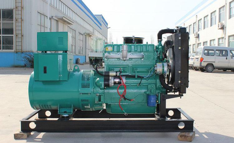 宜兴发电机出租-柴油发电机扫气口检查与异常状况分析