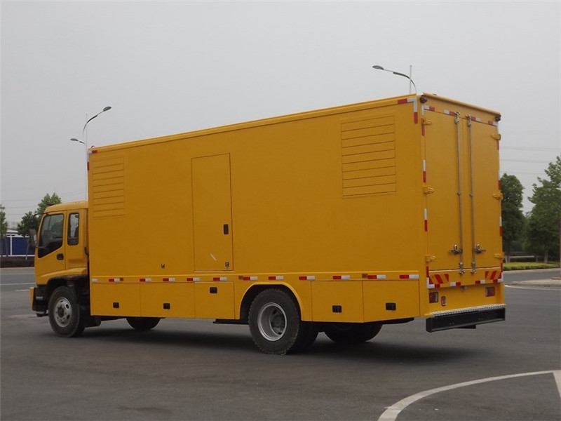 宜兴发电车出租- 柴油发电机油箱怎么清洗