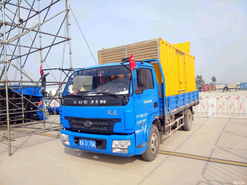 宜兴800KW柴油发电机组油耗是多少？