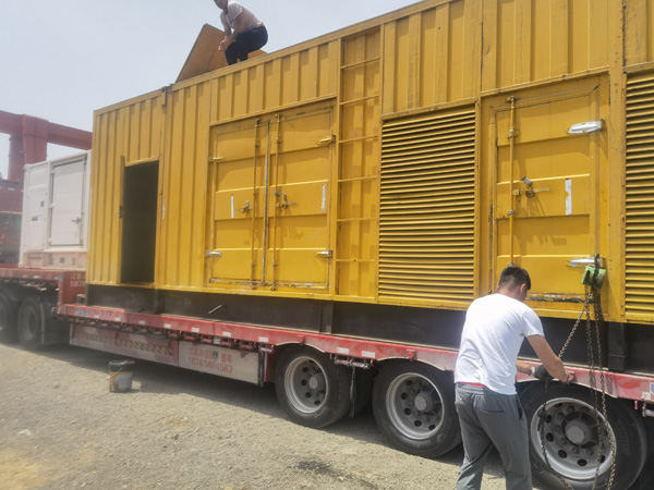 宜兴除了负载情况和发动机维护，还有哪些因素会影响 200kw 柴油发电机的油耗？