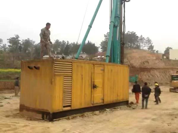 宜兴如何判断水冷式机油散热器密封件是否需要更换？